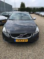 Volvo V60 D4 163pk Start/stop 2013 Grijs, Voorwielaandrijving, 1984 cc, 163 pk, Origineel Nederlands