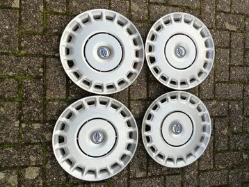 NOS Wieldoppen set Volvo 30760329 voor de C30, C70, V50,.... beschikbaar voor biedingen