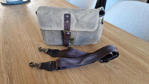 ONA The Bowery Canvas Camera Bag (Field Tan Waxed Canvas), Audio, Tv en Foto, Fotografie | Fototassen, Gebruikt, Schoudertas, Overige merken