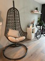 Hangstoel, Ophalen, Zo goed als nieuw