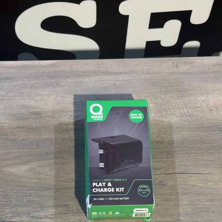 Qware - Play and Charge kit - 1200MAH - Xbox - Garantie, Spelcomputers en Games, Games | Xbox Original, Zo goed als nieuw