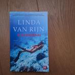 Koraalrood - Linda van Rijn, Ophalen of Verzenden, Zo goed als nieuw, Linda van Rijn