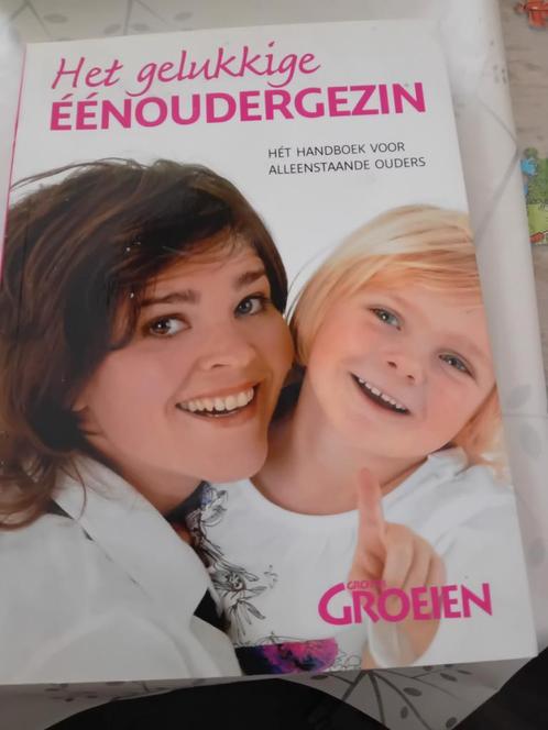 Het gelukkige eenoudergezin, Boeken, Kinderboeken | Baby's en Peuters, Zo goed als nieuw, 3 tot 4 jaar, Ophalen of Verzenden
