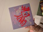 ITZY albums, Ophalen of Verzenden, Zo goed als nieuw, Aziatisch