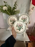 Portmeirion Amarylis borden 3x 23 cm izgst, Huis en Inrichting, Ophalen of Verzenden, Zo goed als nieuw, Bord(en), Overige stijlen