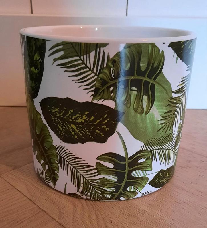 Groene Bloempot met Bladmotief, Tuin en Terras, Bloempotten, Nieuw, Aardewerk, Binnen, Balkon, Tuin, Minder dan 40 cm, Minder dan 25 cm