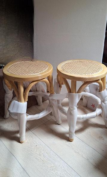 2 nieuwe krukjes webbing beschikbaar voor biedingen