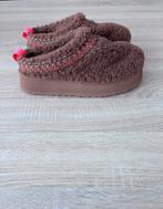 UGG Tazz mt 41, Ophalen of Verzenden, Zo goed als nieuw