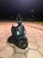 Mat zwarte vespa sprint, Fietsen en Brommers, Scooters | Vespa, Ophalen, Gebruikt, Maximaal 45 km/u, Vespa S
