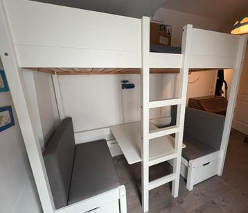 Hoogslaper/stapelbed + zitje, kussens, opbergbakken, matras beschikbaar voor biedingen