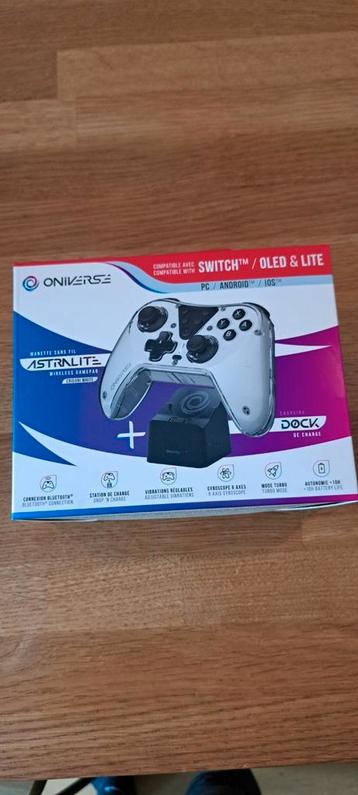 Astralite controller en dock nieuw! Voor Nintendo switch beschikbaar voor biedingen