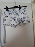 Te koop leuke meisjes korte broek maat 146, Ophalen, Zo goed als nieuw, Maat 34 (XS) of kleiner
