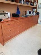 Wandkast, Ophalen, 200 cm of meer, Zo goed als nieuw, Minder dan 150 cm