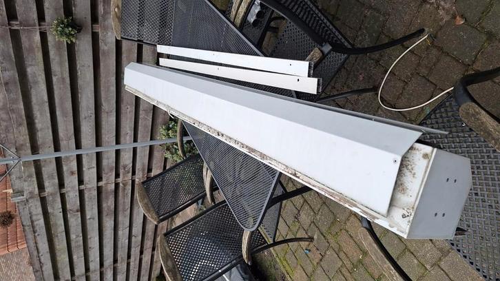 Rolluik 278x180 cm electrisch bediend, Doe-het-zelf en Verbouw, Rolluiken, Gebruikt, 150 tot 200 cm, 200 cm of meer, Wit, Ophalen