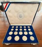 Cassette met zilveren guldens, rijksdaalders en 10 gulden, Ophalen of Verzenden, Overige landen, Overige waardes, Zilver