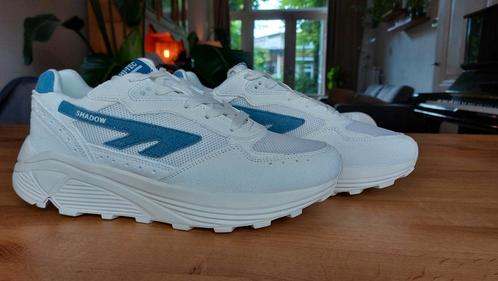 Hi-tec sneakers - maat 43 - nieuw, Kleding | Heren, Schoenen, Nieuw, Ophalen of Verzenden