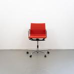 6 Vitra Eames Ea117 bureaustoelen Rusty Orange Alu, Huis en Inrichting, Bureaustoelen, Zo goed als nieuw, Oranje, Bureaustoel