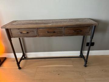 Riviera Maison sidetable  beschikbaar voor biedingen
