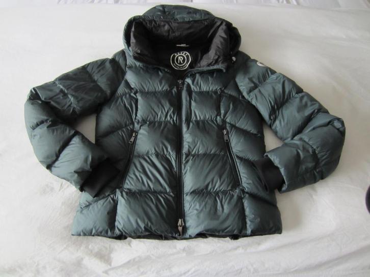 Hele mooie winterjas van Reset maat M, Kleding | Dames, Jassen | Winter, Zo goed als nieuw, Maat 38/40 (M), Groen, Ophalen of Verzenden