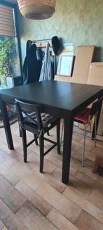 Table + 3 chairs, Ophalen, 50 tot 100 cm, 50 tot 100 cm, Zo goed als nieuw