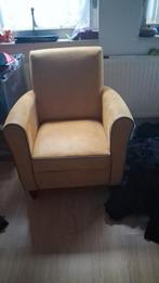 Okergele fauteuil in goede staat, Ophalen, Gebruikt, 75 tot 100 cm, 75 tot 100 cm