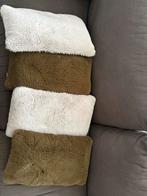 Beige & Donkergroene Sierkussens - Set van 2, Ophalen of Verzenden, Zo goed als nieuw, Beige, Rechthoekig