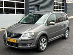 Volkswagen Touran 1.4 TSI Cross,7 persoons, trekhaak, cruise, Auto's, Voorwielaandrijving, Euro 5, Gebruikt, 1532 kg