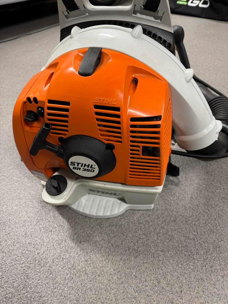 Stihl BR 350 Ruggedragen Bladblazer, zeer goede staat, Tuin en Terras, Bladblazers, Gebruikt, Ruggedragen, Benzine, Ophalen
