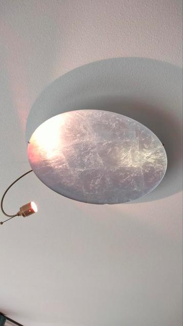 Moderne reflecterende plafondlamp beschikbaar voor biedingen