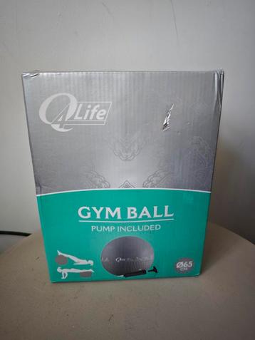Gym ball 65 cm nieuw in de doos met pomp beschikbaar voor biedingen