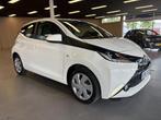 Toyota Aygo 1.0 VVT-i x-nav, Voorwielaandrijving, Stof, Gebruikt, Euro 6