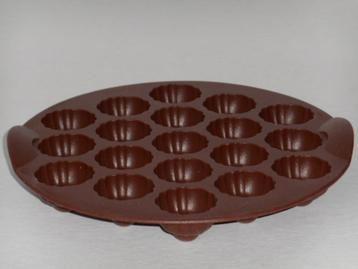 Tupperware MFV Crown Jewels beschikbaar voor biedingen