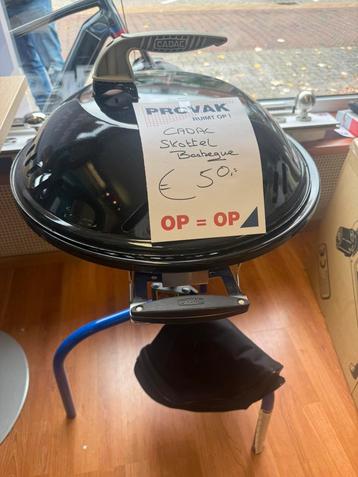 Skottel barbeque beschikbaar voor biedingen