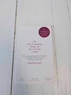 Boek The Life-Changing Magic of Not Giving a F**k, Boeken, Ophalen of Verzenden, Zo goed als nieuw, Sarah Knight