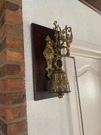 Zeer mooie bronzen bel op miranti plaat, Ophalen, Brons