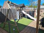 Speelhuisje met schommel, glijbaan, rekstok etc., Kinderen en Baby's, Speelgoed | Buiten | Speeltoestellen, Ophalen, Zo goed als nieuw