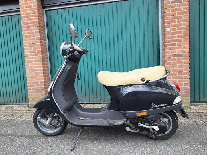 Vespa scooter LX50-4T, Fietsen en Brommers, Scooters | Vespa, Gebruikt, Vespa LX, Maximaal 45 km/u, Benzine, Ophalen