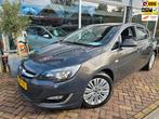 Opel Astra 1.4 Turbo Cosmo,trekhaak,navigatie, Auto's, Voorwielaandrijving, Gebruikt, 680 kg, 4 cilinders