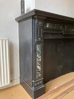 Twee identieke Antieke Schouwen met Marmer, Ophalen, Gebruikt, Vrijstaande haard, Houthaard