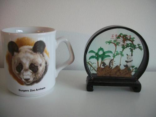 Panda mini Vitrine - Panda Beker Burgers Zoo Arnhem - p.stuk, Verzamelen, Beelden en Beeldjes, Zo goed als nieuw, Dier, Ophalen of Verzenden