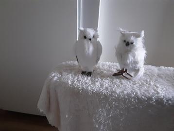 Uil kerstfiguur beschikbaar voor biedingen