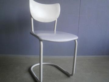 1950s eetkamerstoelen bijzet- keukenstoelen.Gebr deWit beschikbaar voor biedingen