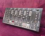 Behringer 19 Inch Mixer VMX 1000 USB + Kabelset Handleiding, Muziek en Instrumenten, Mengpanelen, Ophalen of Verzenden, Gebruikt