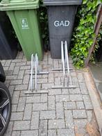 2 enkele fietsenrekken, hoge en lage, Ophalen, Gebruikt