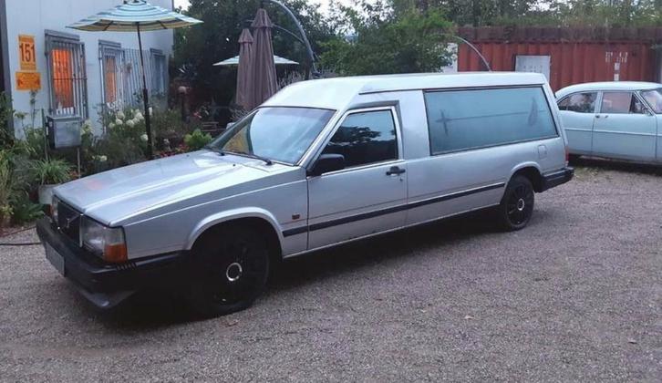 Volvo 740 1987 Nilsson hearse, Auto's, Bestelauto's, Particulier, Benzine, Geïmporteerd, Zilver of Grijs, Ophalen