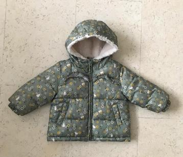 Winterjas met capuchon maat 86 beschikbaar voor biedingen