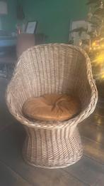 Rieten stoeltje, Ophalen, Zo goed als nieuw, Stoel(en)