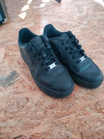 Zwarte schoenen nike Airforce 1, 36 beschikbaar voor biedingen