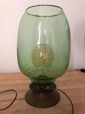 Groene Glazen Tafellamp Retro Stijl beschikbaar voor biedingen