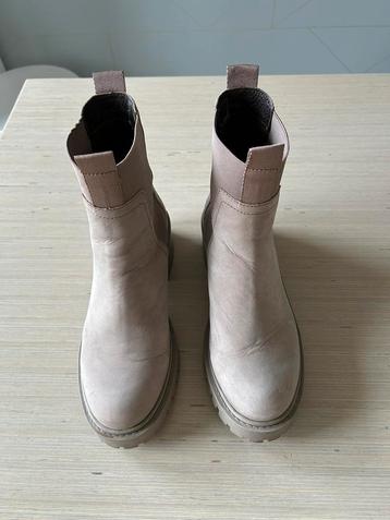 Cellini suede enkellaarsjes, beige, maat 38 beschikbaar voor biedingen